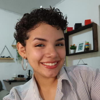 Babá em Belford Roxo: Eloá Vitória