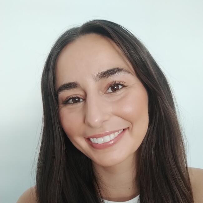 Babysitter in Lisbon: Raquel