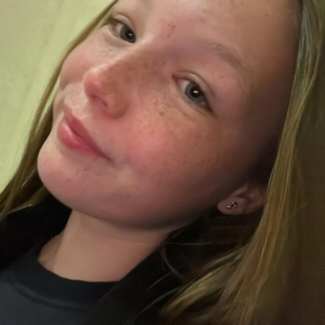 Babysitter in Bredene: Ilouna