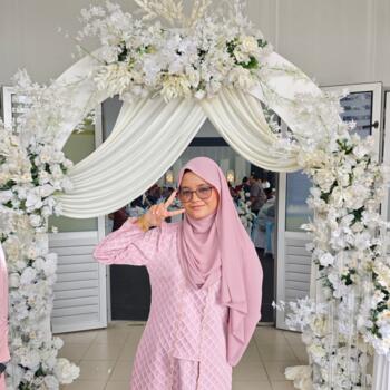 Babysitter in Seri Kembangan: Wana