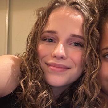 Babysitter in Alveringem: Eva