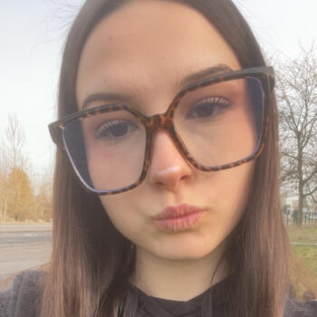 Babysitter in Réchicourt-le-Château: Lucia