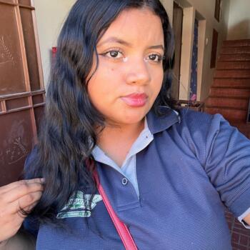 Niñera en Tegucigalpa: Camila