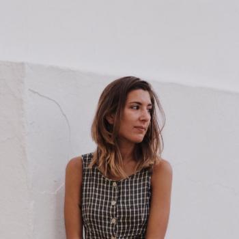 Canguro en Sevilla: Tania