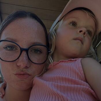 Babysitter in Brest: Louna