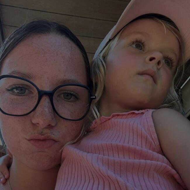 Babysitter in Brest: Louna