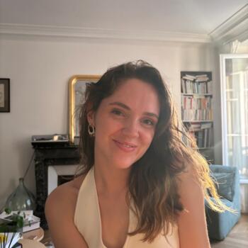 Babysitter in Paris: Mathilde