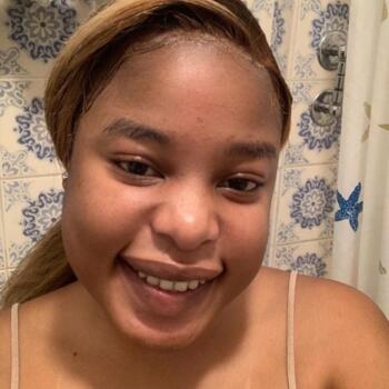 Babysitter Warsaw: Ashley