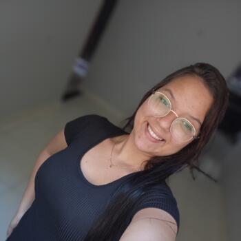Babysitter in Patos de Minas: Yasmin