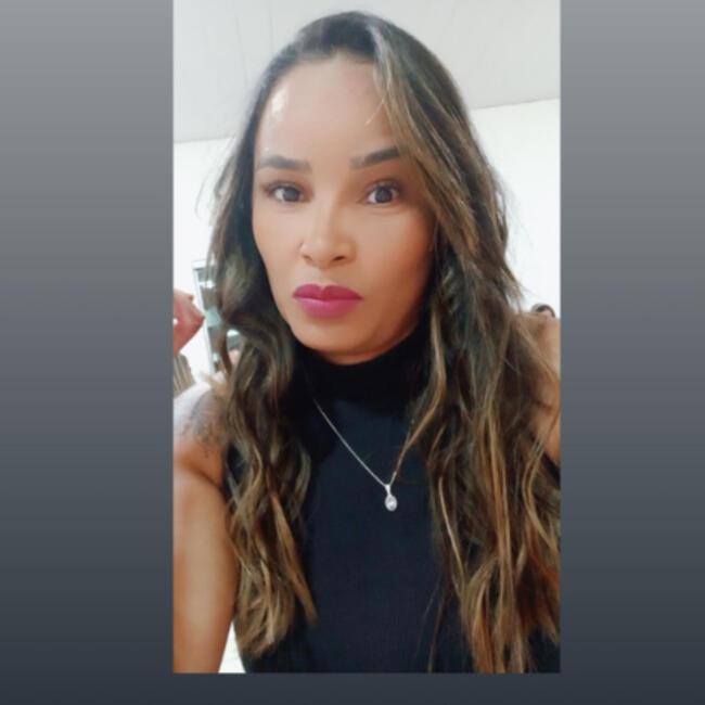 Babysitter in Anápolis: Renata