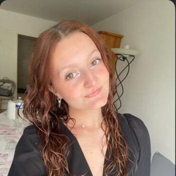 Babysitter in Saint-Witz: Laura