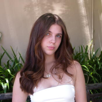 Babá em Porto Alegre: Isadora