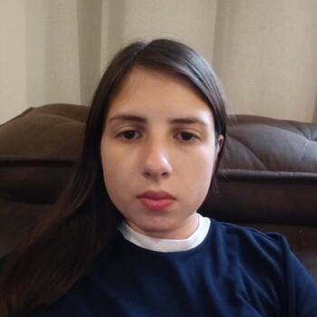 Babysitter in São José dos Pinhais: REBECA