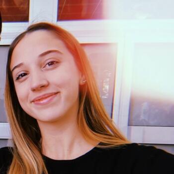 Babysitter in Manduel: Louane