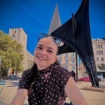 Baby-sitter à Grenoble: Cynthia