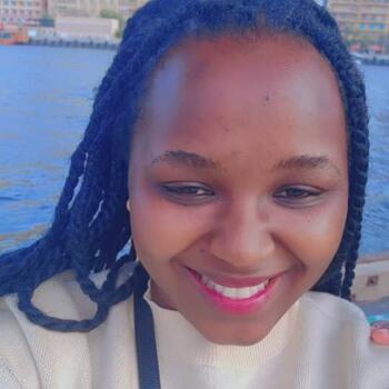 Babysitter in Dubai: Ninsiima