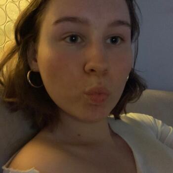 Babysitter in Sigmaringen: Emily Jayne