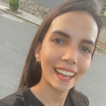 Babysitting job in Caracas: babysitting job Maria Marquez