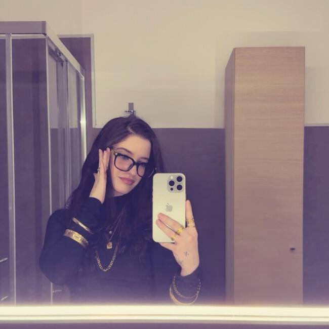 Babysitter a Aviano: Naike