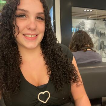 Babysitter in Florianópolis: Yasmin