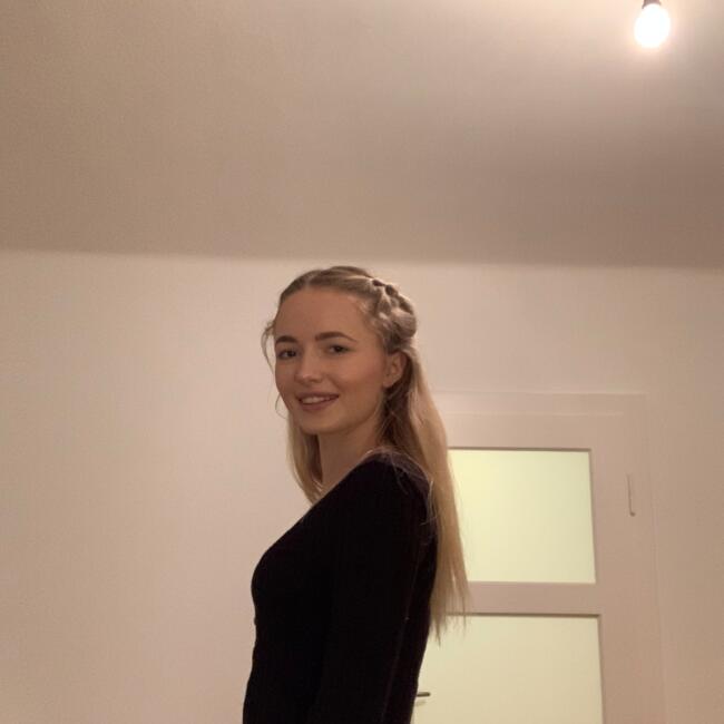 Babysitter in Munich: Alina