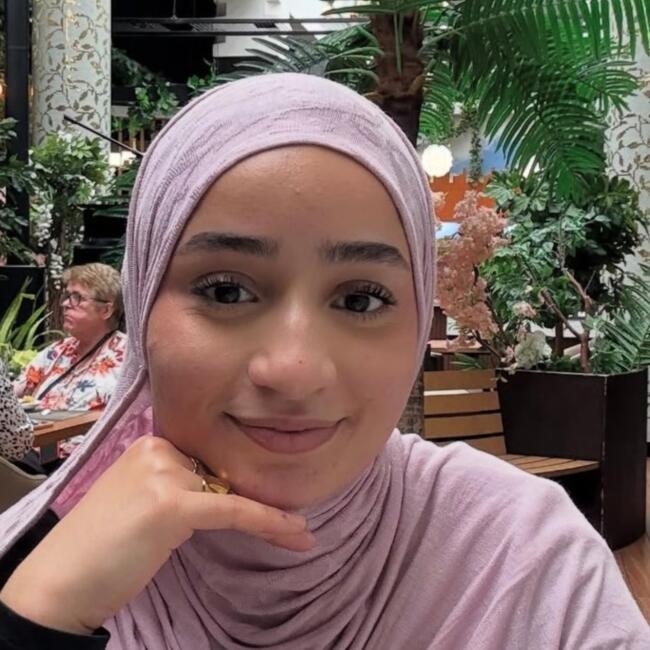 Babysitter in Brüssel: Hiba