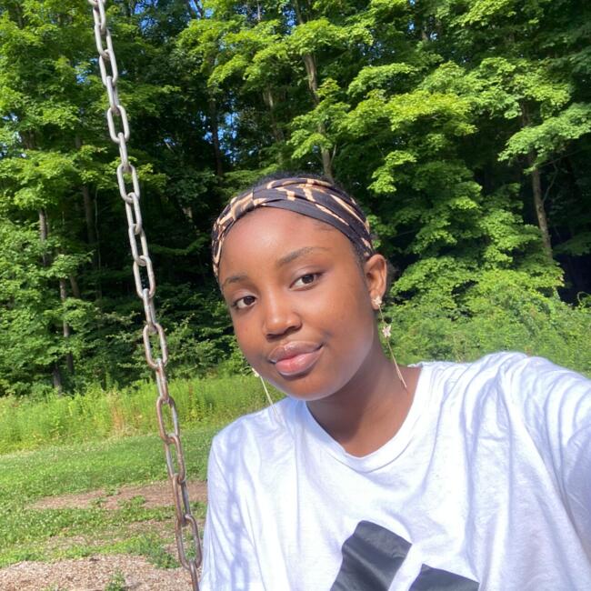 Babysitter in Central Valley (New York): Jade