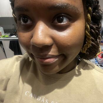 Babysitter Peterborough: Yana