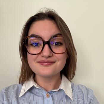 Babysitter Vallet: Jade