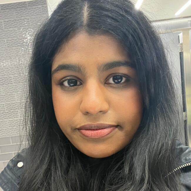 Babysitter in Watford: Mishel