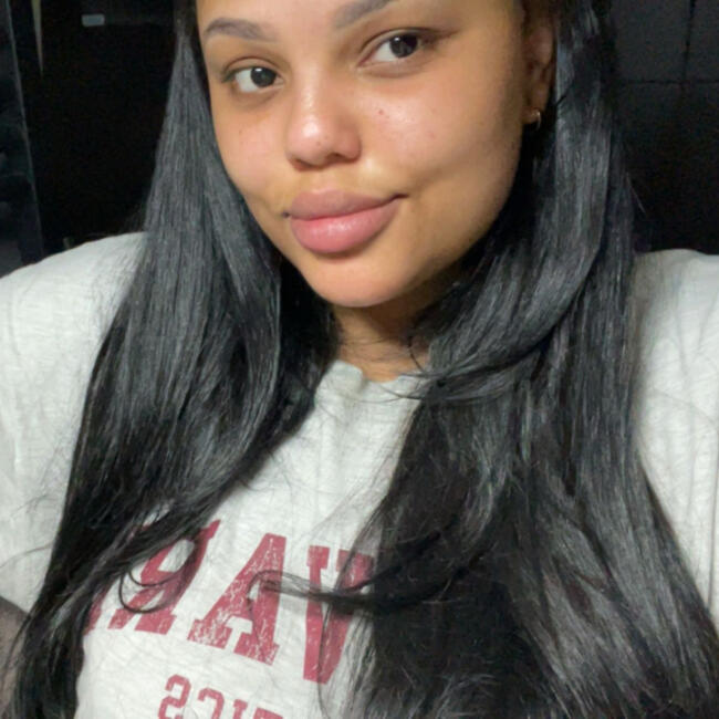 Babysitter in Hilversum: Naomi Leigh