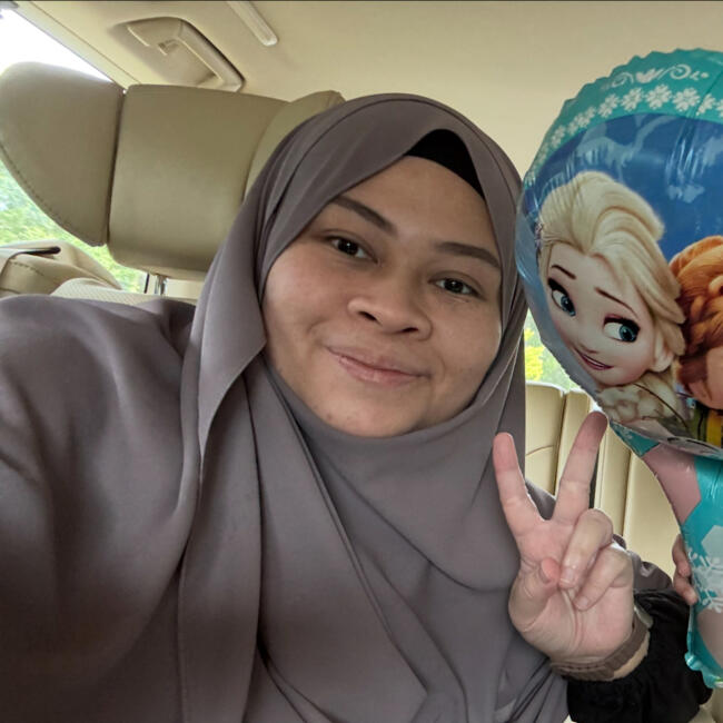 Babysitting job in Singapore: Karlina