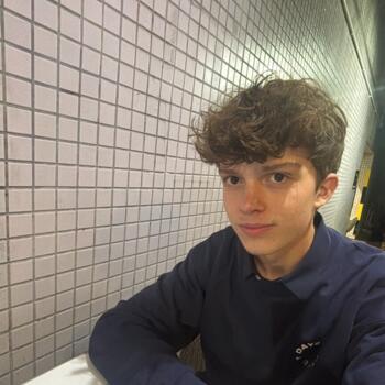 Babysitter Hong Kong: Christian