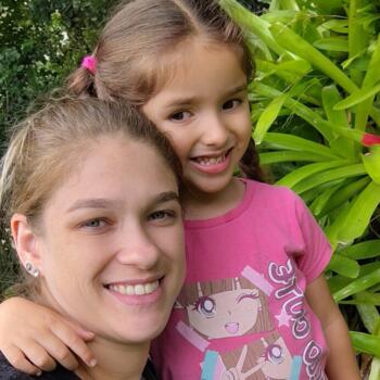 Babysitter in Petrópolis: Leila