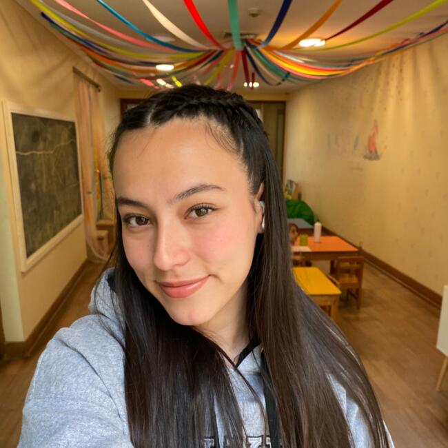 Niñera en Estación Colina: Valeria