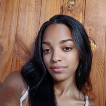 Babysitter in Belford Roxo: Mariana