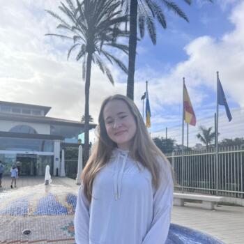 Baby-sitter Saint-Germain-en-Laye: Elodie