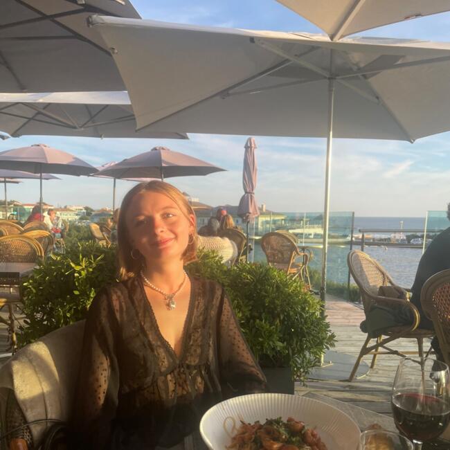 Babysitter in Les Sables d'Olonne: Cloe