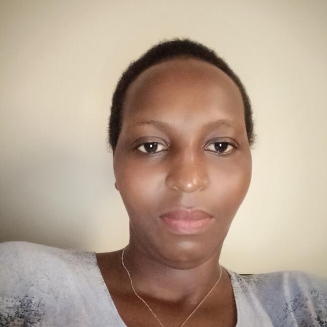 Babysitter in Doha: Cynthia