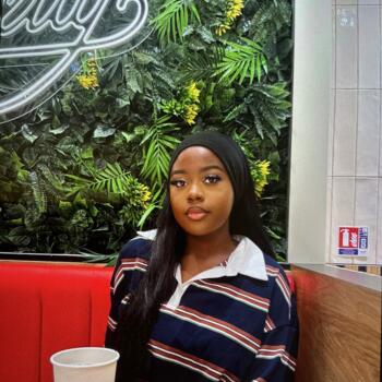 Babysitter in Melun: Victoire