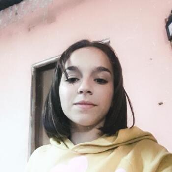 Babysitter in Montevideo: Yasmin