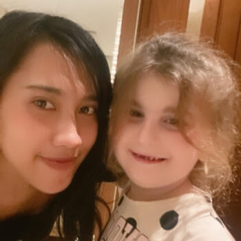 Babysitter in Bali: Anggia
