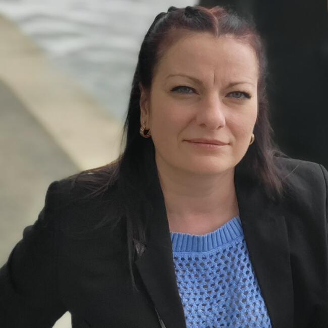 Babysitter in Annemasse: Larisa
