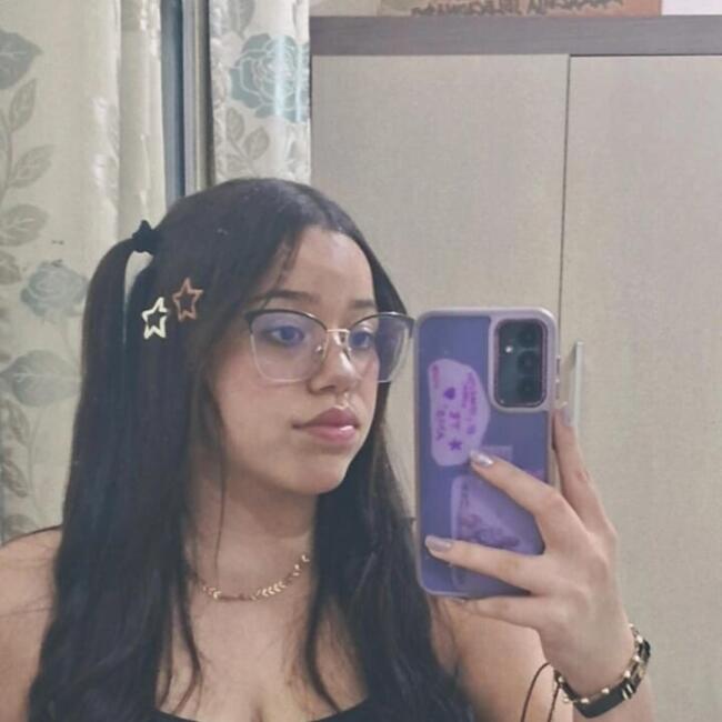 Babysitter in Guarujá: Ariel