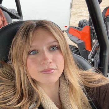 Nanny in Canyon Lake (California): Olivia