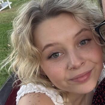 Babysitter in Toowoomba: Shakira-lee