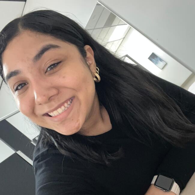 Babysitter in Brandon: Alicia