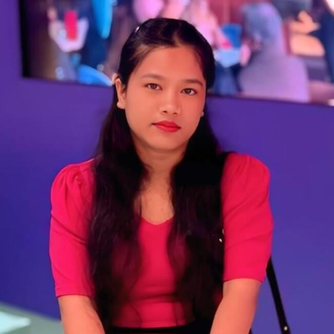 बंगलौर में आया: Sangeeta