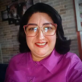 Emprego de babá em Mogi Guaçu: emprego de babá Viviane