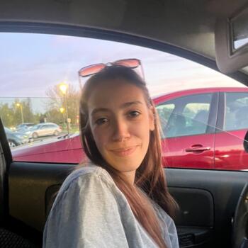 Babysitter in Courcelles-lès-Lens: Sara